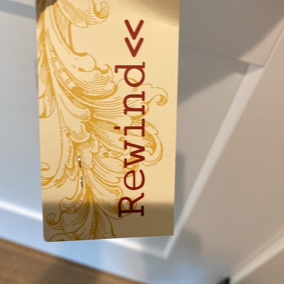 Ladies Rewind Blouse.  Navy.  Size XS.  NWT - Picture 7 of 8